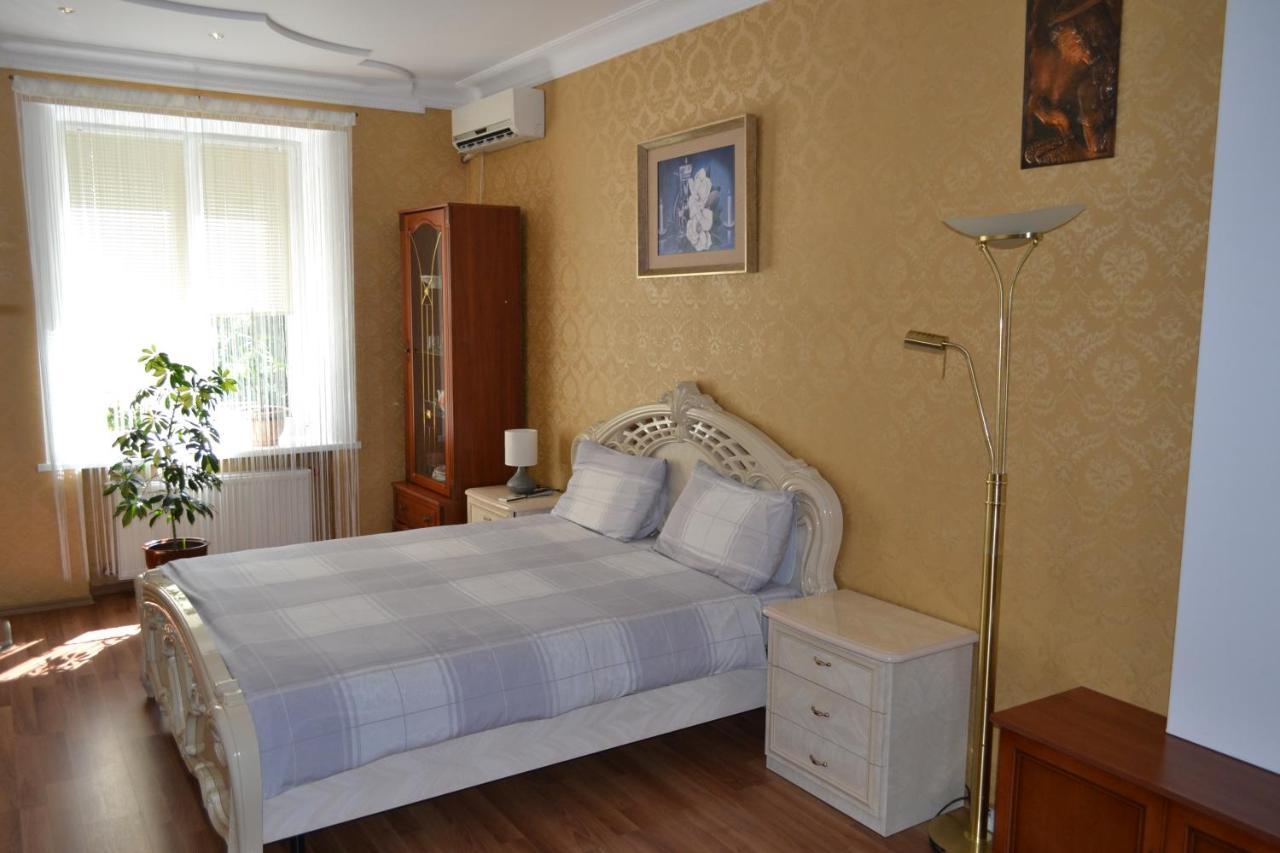 Executive Suite In The Centre Ternopil Luaran gambar