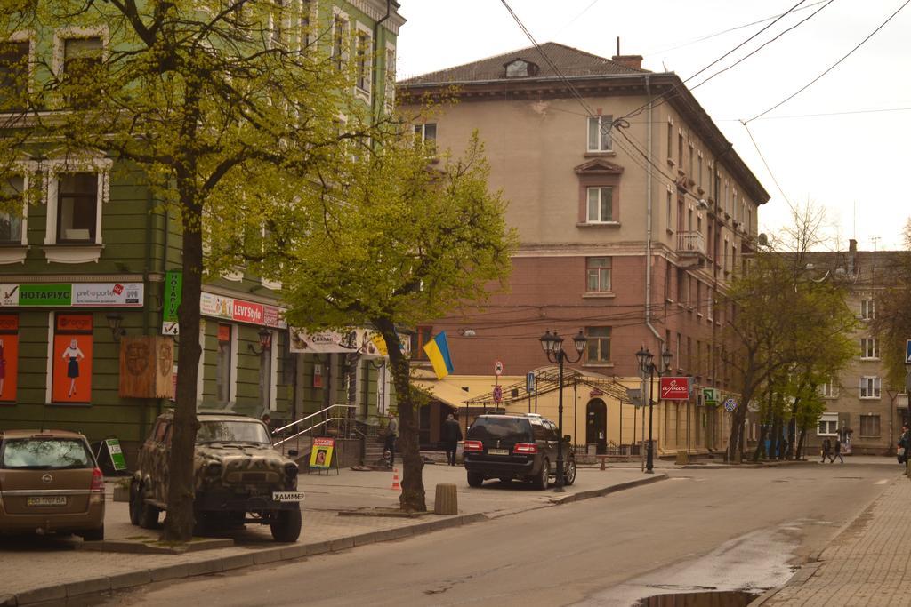 Executive Suite In The Centre Ternopil Luaran gambar