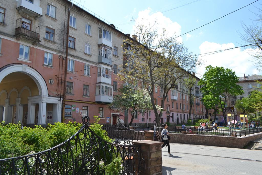 Executive Suite In The Centre Ternopil Luaran gambar